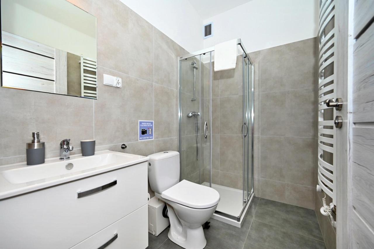 Apartamenty Mural บีเอสโก-เบียวา ภายนอก รูปภาพ
